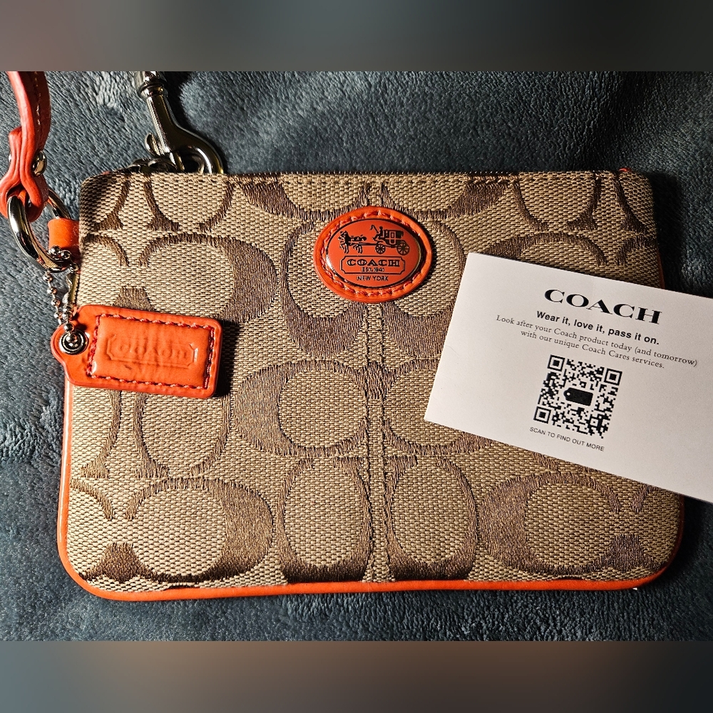 NEW Coach Wristlet